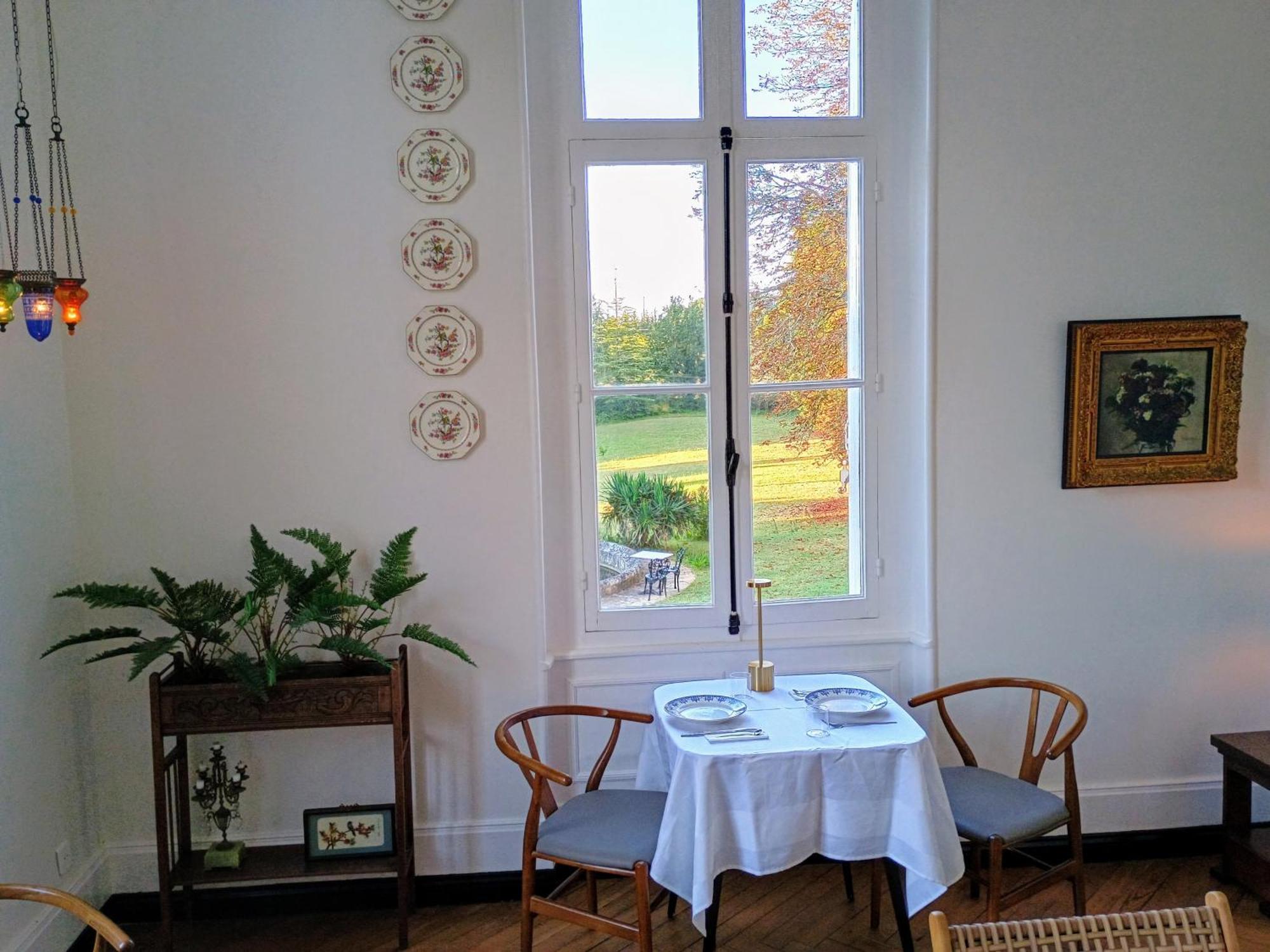 Villa Paignon Montbron 外观 照片